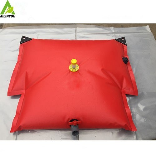 Factory Wholesale Flexible 5000 L Rainwater Water Bladder Tank PVC Pillow Agriculture Water Tank